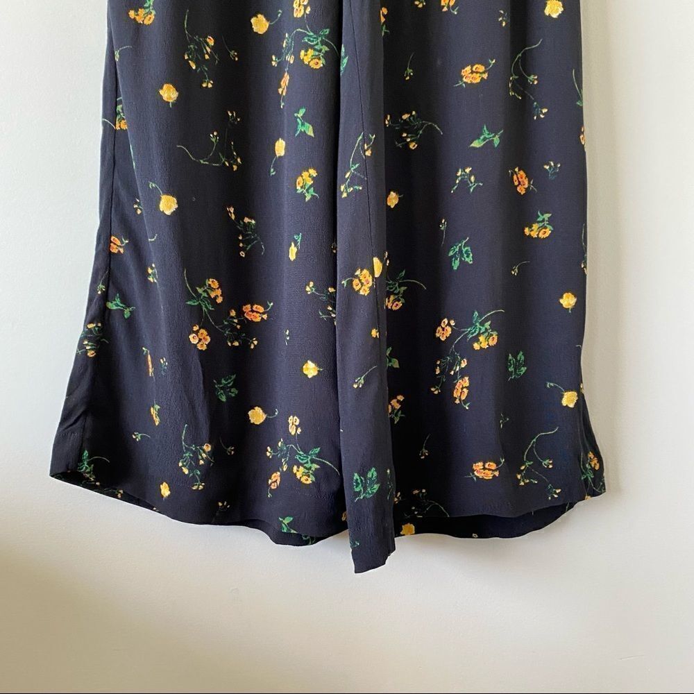 ARITIZA “Wilfred” Floral Tie Back Wide Leg Pants - Picture 9 of 14